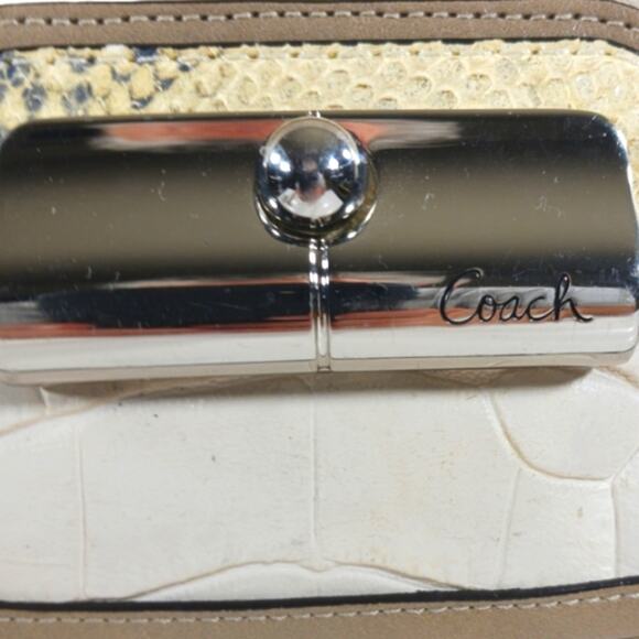 COACH Kristen Hobo Spectator Bag GUC $300 WF133 - Picture 7 of 11